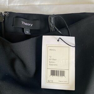 NWT. Theory black crepe classic pencil skirt.